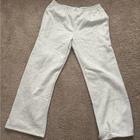 Cozy Light Gray Women's Sweatpants - Picture 1 of 2